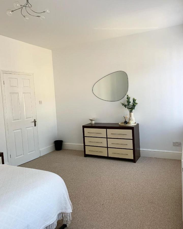 Cardiff Home エクステリア 写真