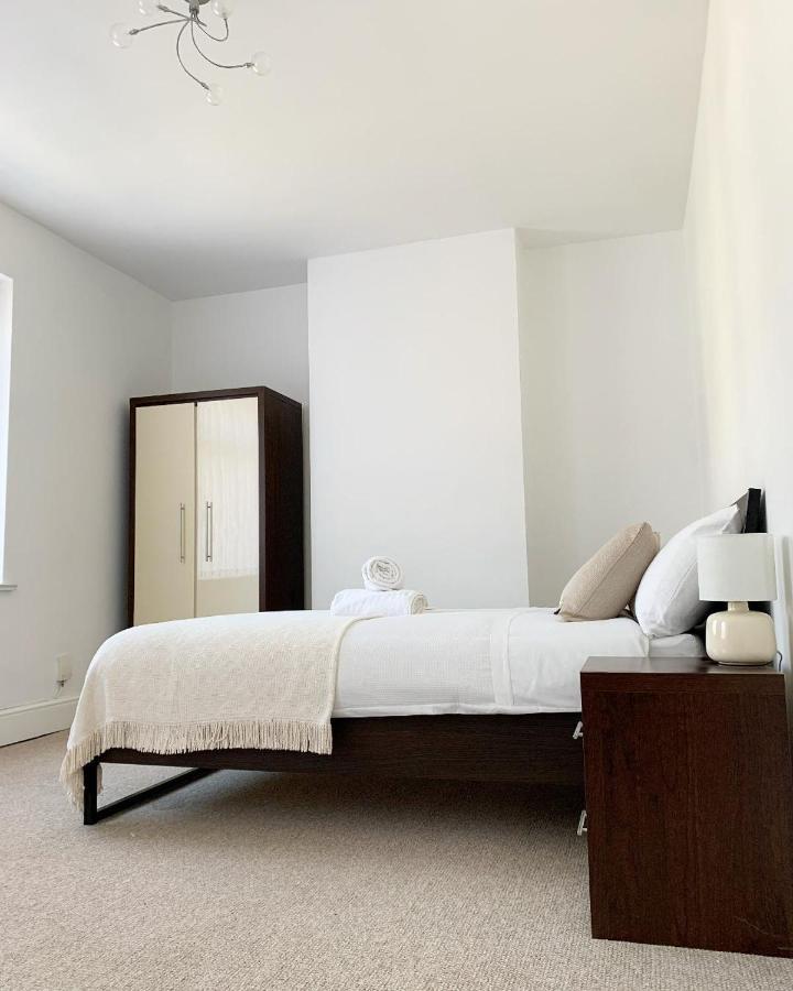 Cardiff Home エクステリア 写真